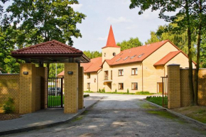 Uroczysko Porszewice - Ośrodek Konferencyjno-Rekolekcyjny Archidiecezji Łódzkiej, Pabianice